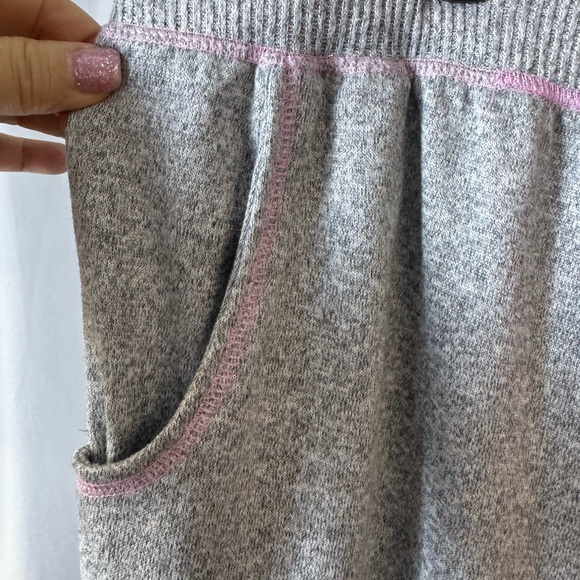 Disney Mickey Sleepwear Jogger Pants Gray/Pink Polyester/Spandex Pockets size XL - Picture 4 of 12